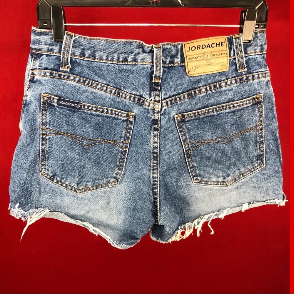 Jordache Woman short jean